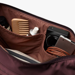 Bellroy Laneway Crescent Bag 7L - Fig