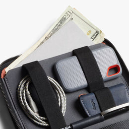 Bellroy Wonder Kit - Raven