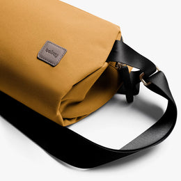Bellroy Classic Sling 5L - Camel