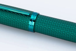 Diplomat Viper Fountain Pen Green Guilloche - Fine/Medium