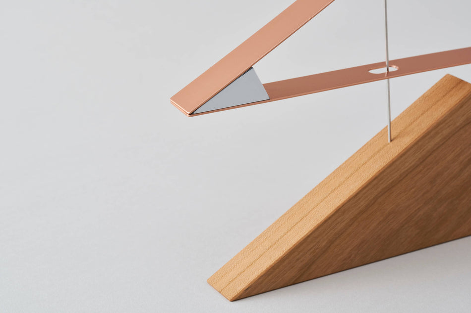 Moving sculpture Plant dyed Aluminum | Sail away: Pink