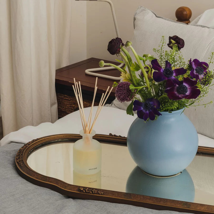 Apotheke Apricot Red Currant Reed Diffuser - Thumbnail 3