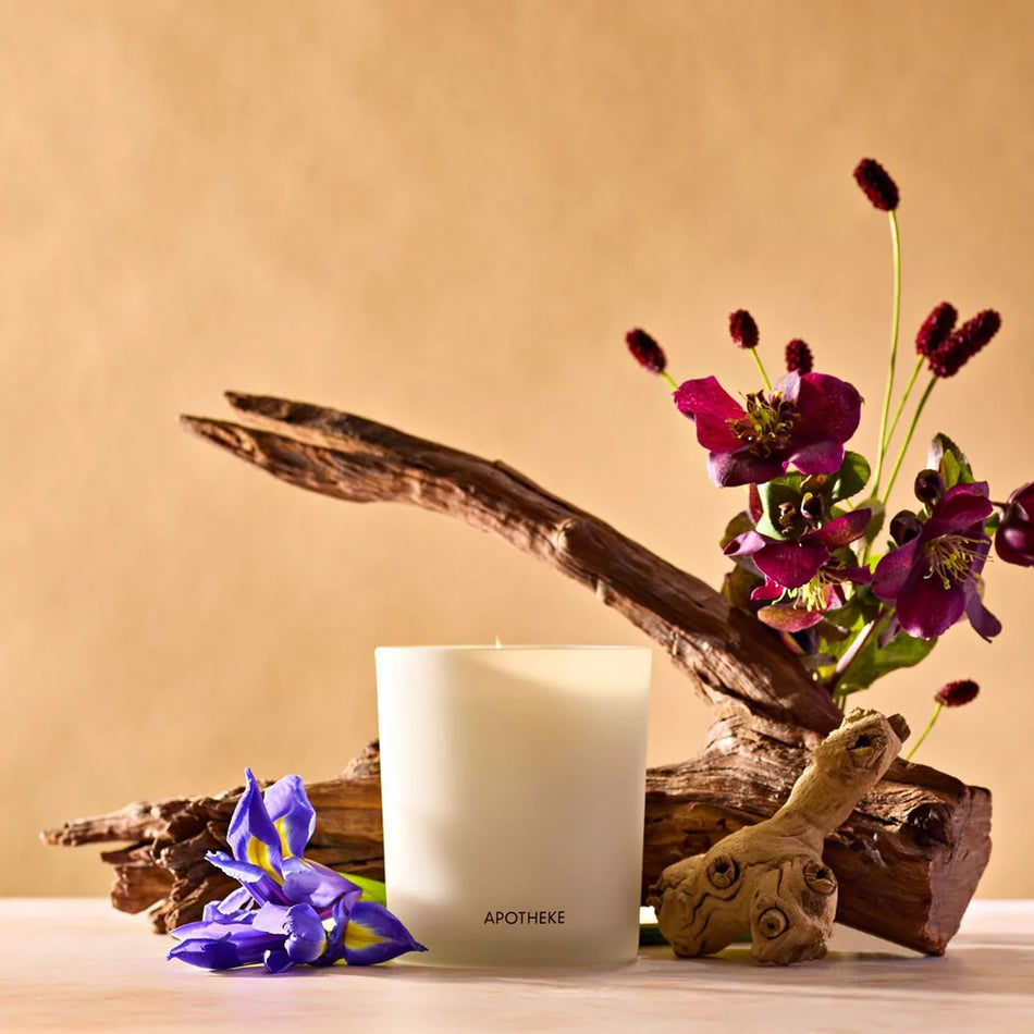 Apotheke Black Iris Oak Classic Candle