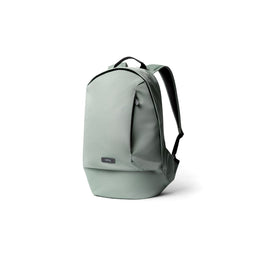 bellroy backpack classic plus If you are commuting Bellroy Classic Backpack Plus Review