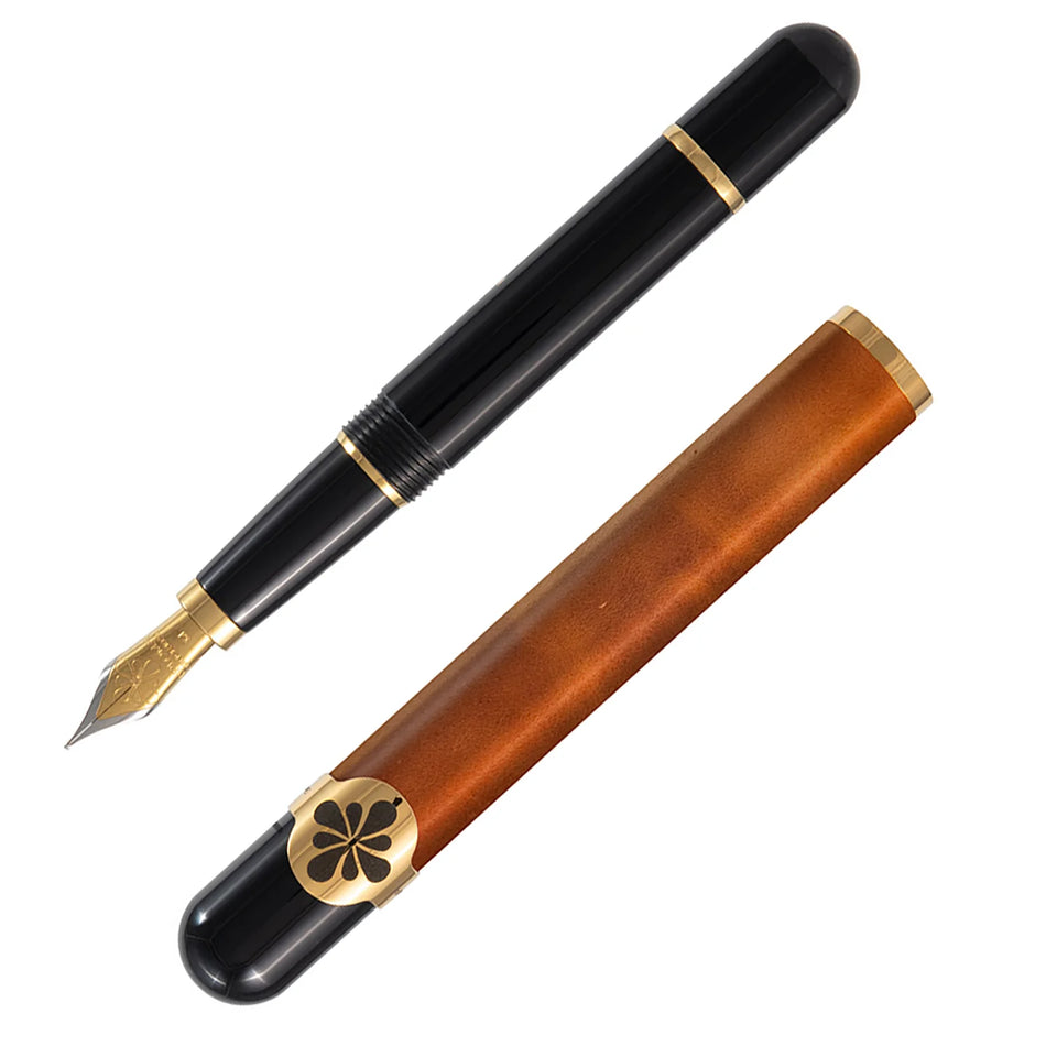 Diplomat XO Fountain Pen - Leather Light Brown