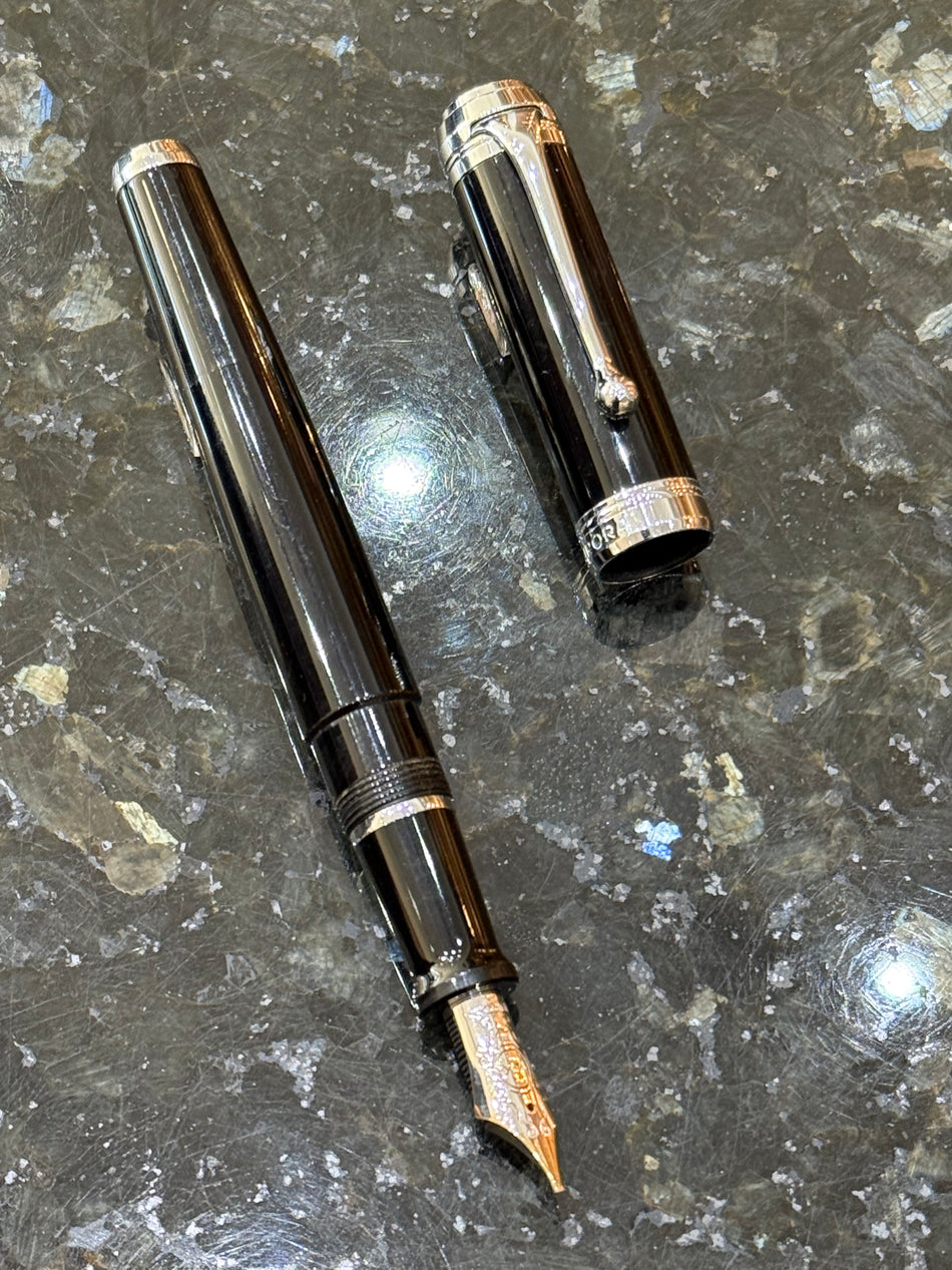 Aurora Talentum - Black/Silver Fountain Pen - Italic PRE-LOVED