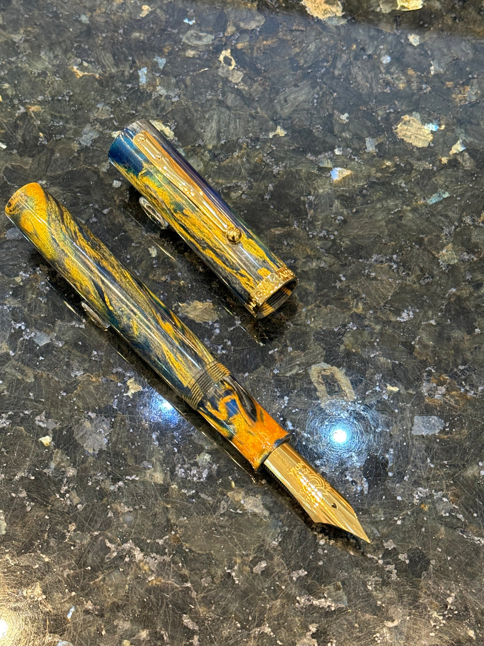 Magna Carta Mag 1000 Oversized Fountain Pen - PRE-LOVED