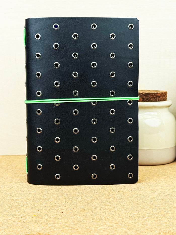 Imperfect Concepts Niko Leather Notebook - B6 Trifold - Raven w/ Gunmetal Grommets