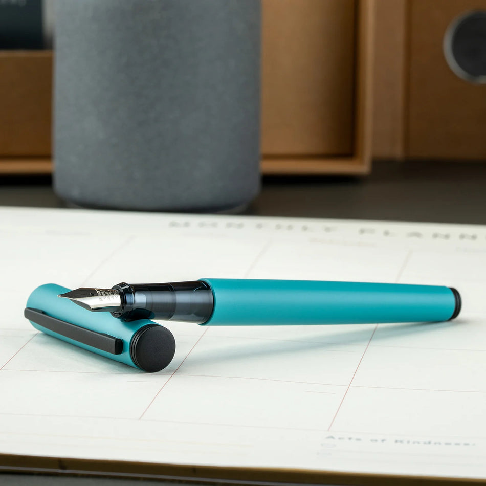 Pilot Explorer Fountain Pen - Matte Turquoise