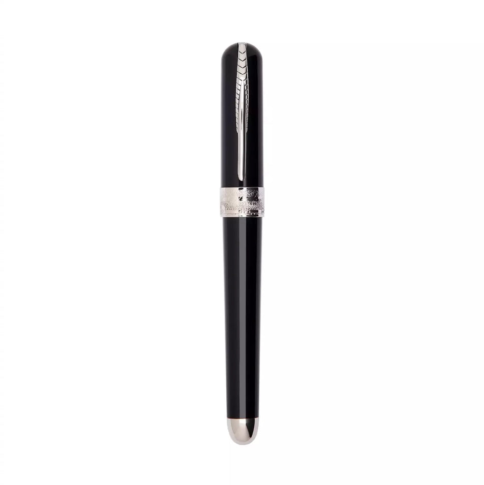 Pineider Avatar UR Mini Fountain Pen Black