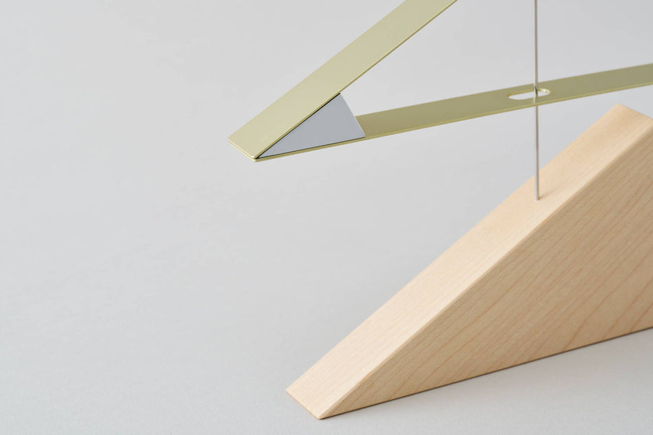 Moving sculpture Plant dyed Aluminum | Sail away: Green