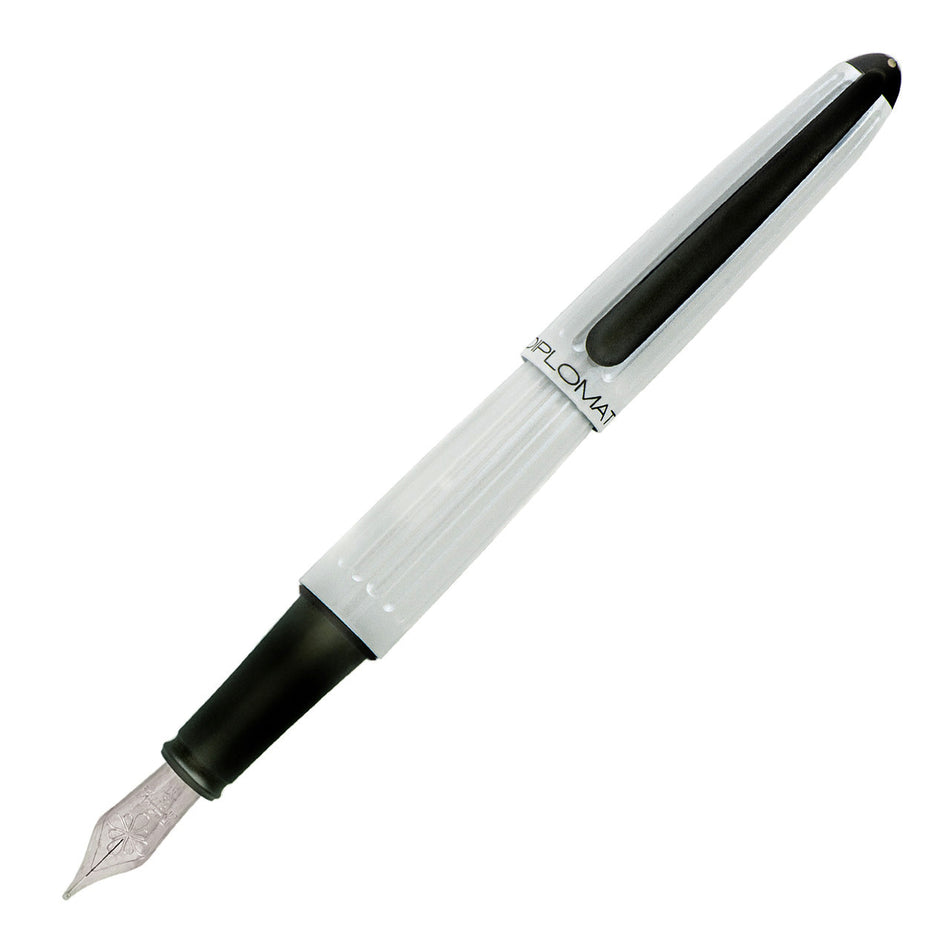 Diplomat Aero Fountain Pen - White Lacquer