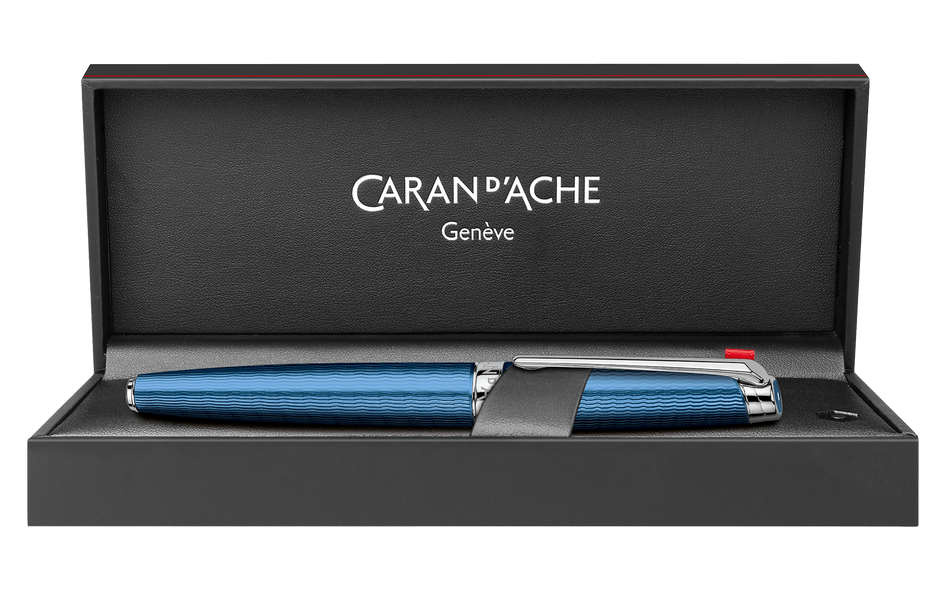 CARAN D'ACHE Leman Grand Bleu Fountain Pen