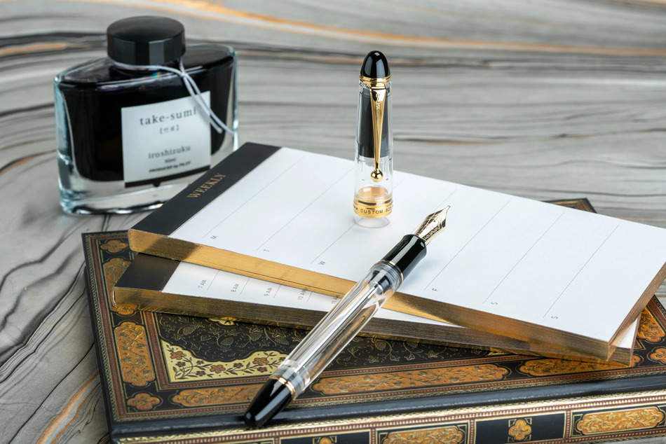 Pilot Custom 823 Fountain Pen - Clear