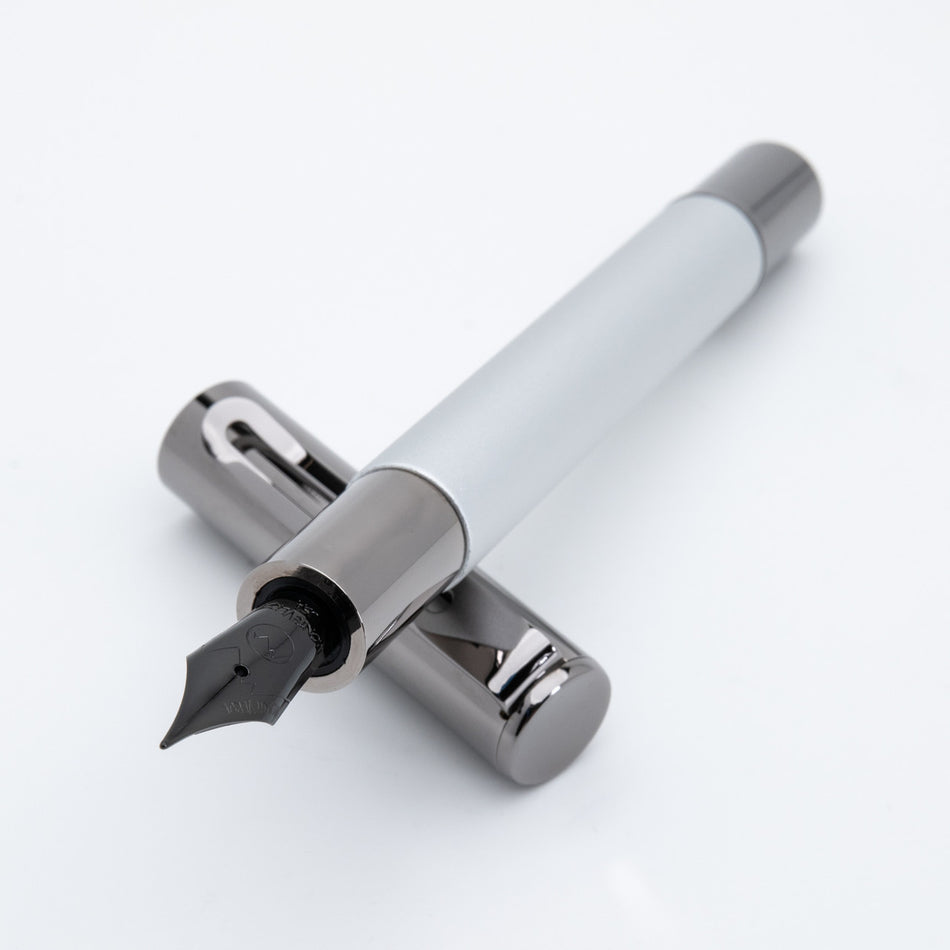 Monteverde Ritma Fountain Pen Anodized Silver - Omniflex