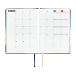 Hobonichi Techo 2027 HON A6 Hiroko Kubota: String Telephone Until the Moon is Full