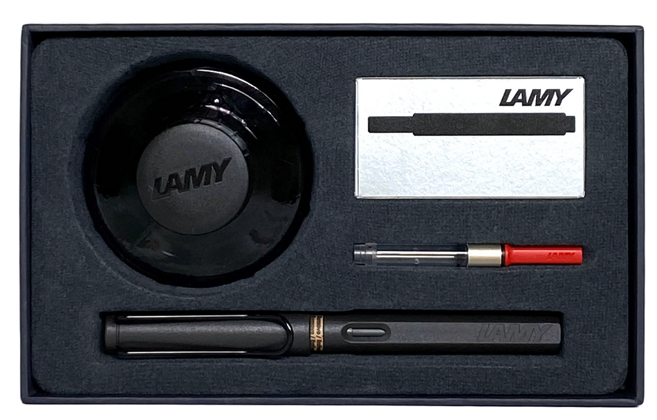 Lamy Safari Fountain Pen Gift Set- Black - Medium
