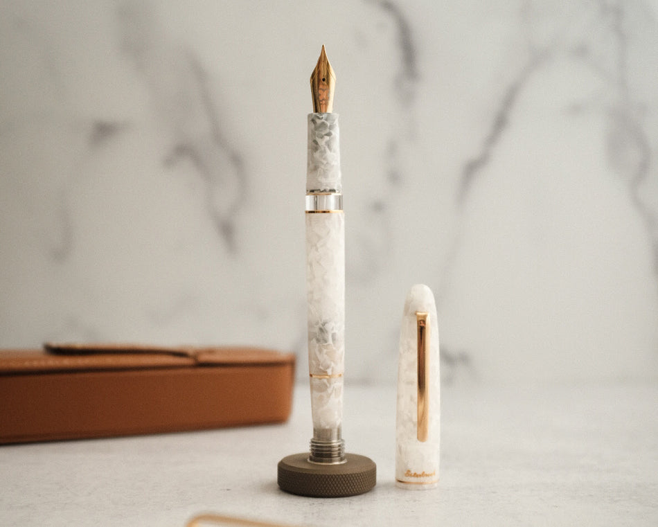 Esterbrook Estie Fountain Pen - Winter White - Gold Trim