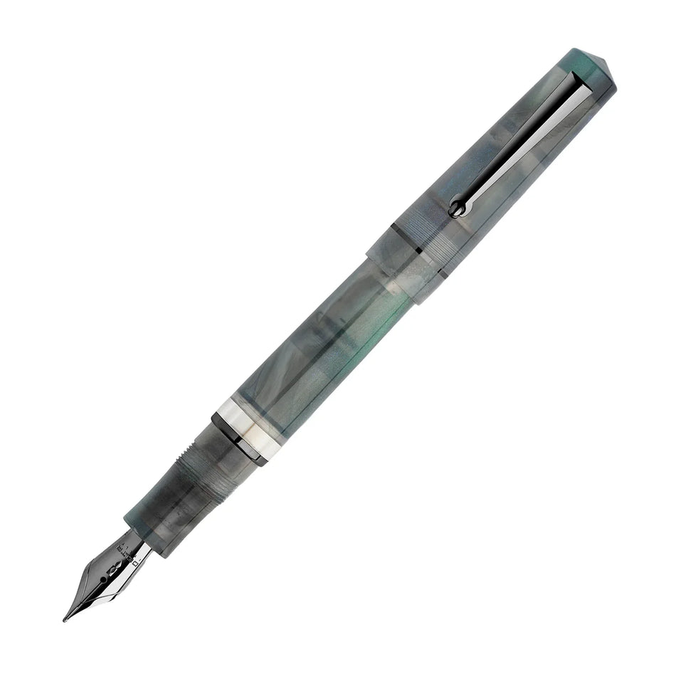 Delta Duna Fountain Pen - Zephyr Grey