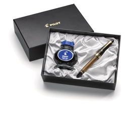 Pilot Custom 823 Fountain Pen - Amber