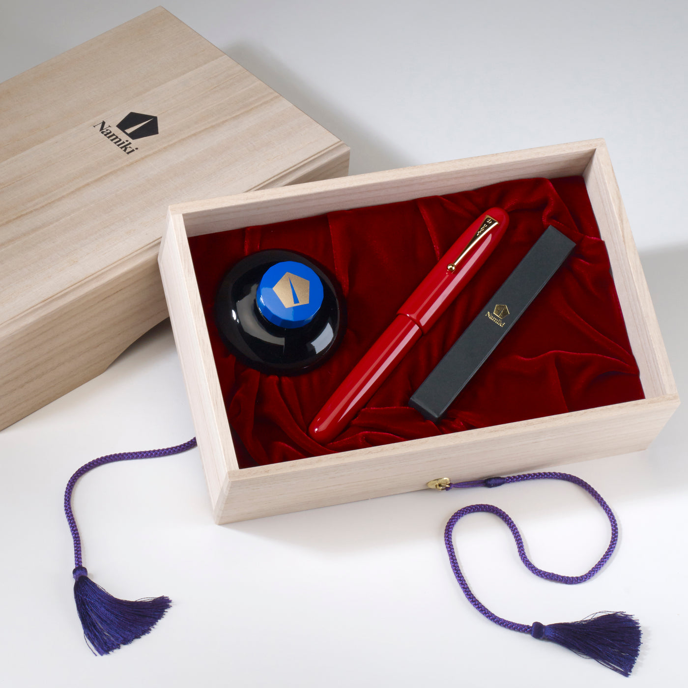 Namiki Emperor Urushi Fountain Pen - Vermillion Red